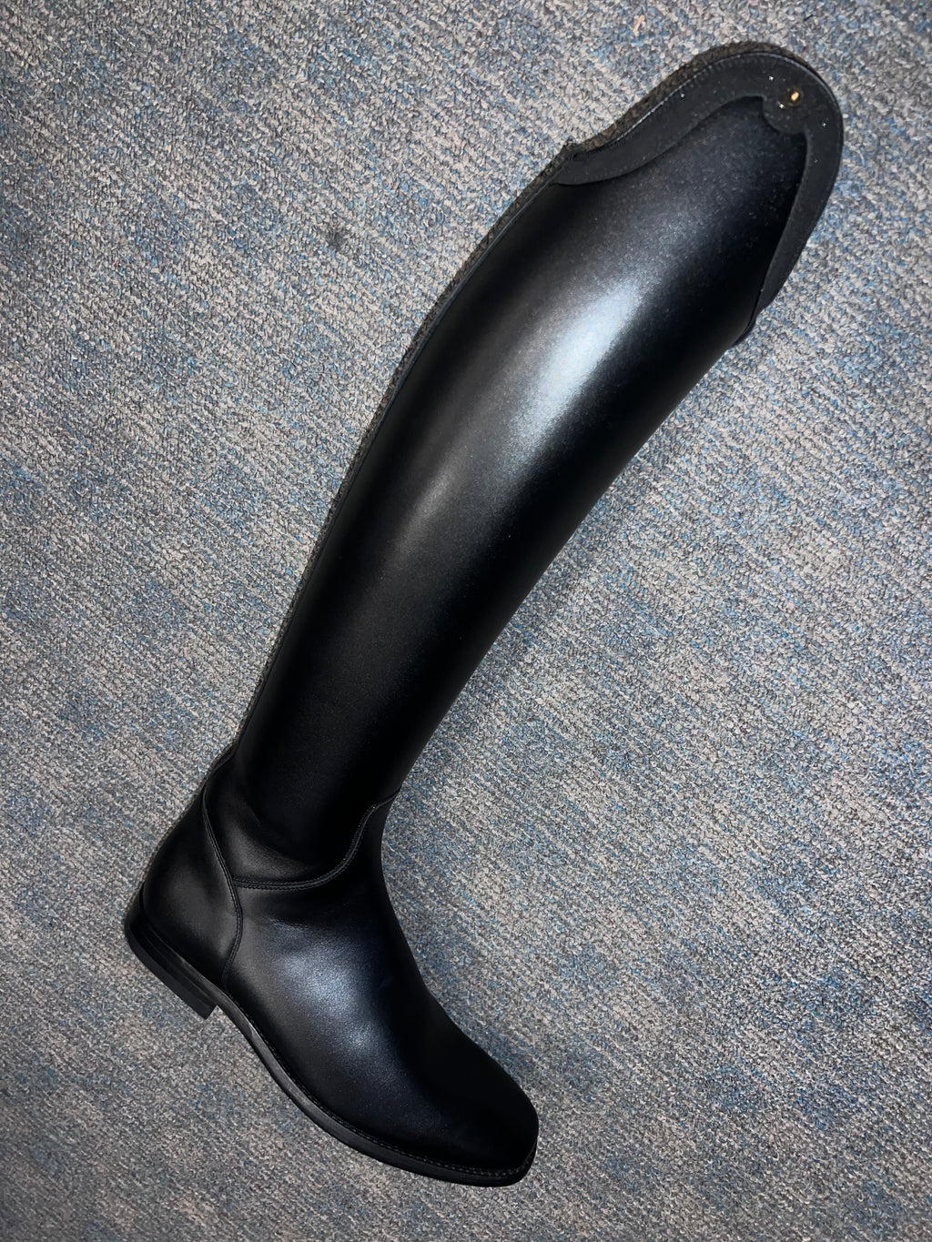 Bergamo Black- 41LS 48/32