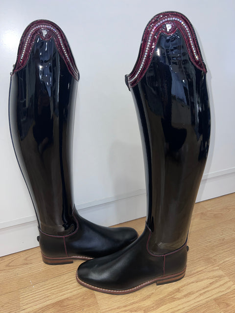 Sublime Black Patent- 38.5